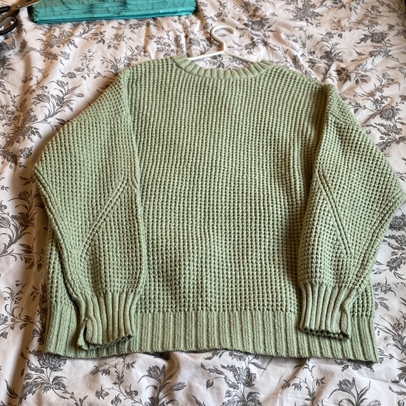AE Knitted Sweater - Picture 3 of 3